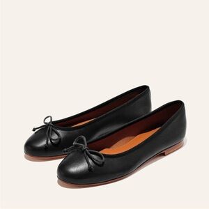 Margaux the demi flats EUC 40.5